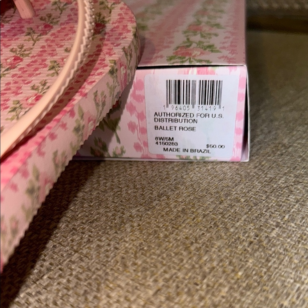 LoveShackFancy x Havaianas Ballet Rose Flip Flops Size 6 - Picture 3 of 5